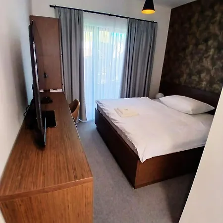 Отель Garni Dock Братислава