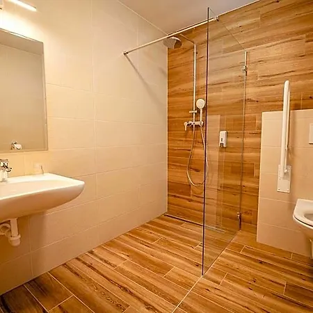Otel Garni Dock