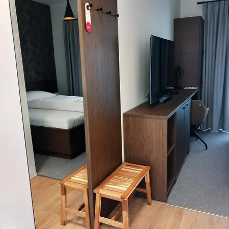 Garni Dock 3* Bratislava